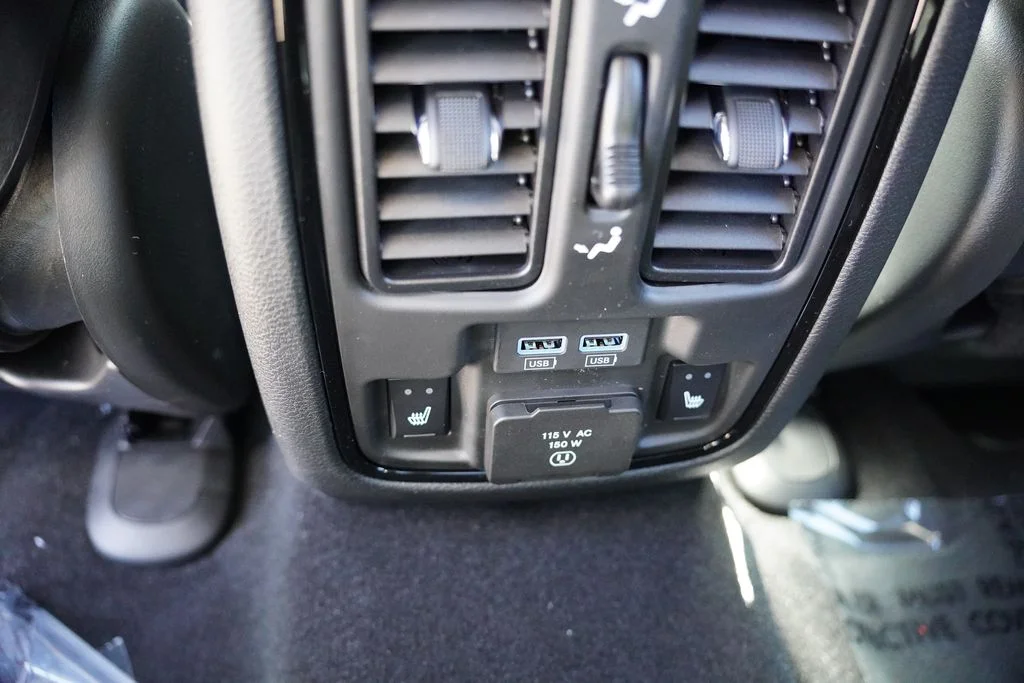New 2026 Vapor Gray Exterior Paint Dodge GT Plus HEMI V8 image 14