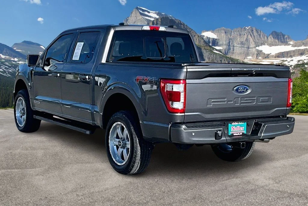 Used 2022 Gray Ford Lariat image 13