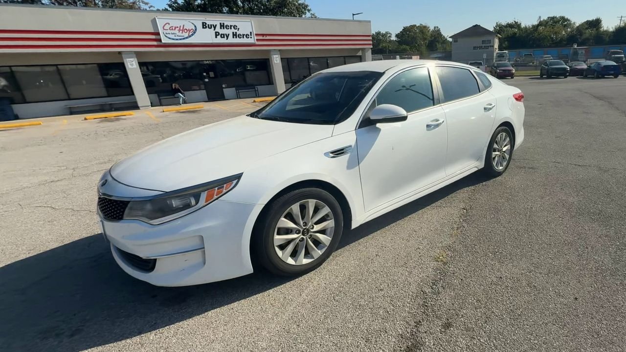 2018 Kia Optima LX photo 3