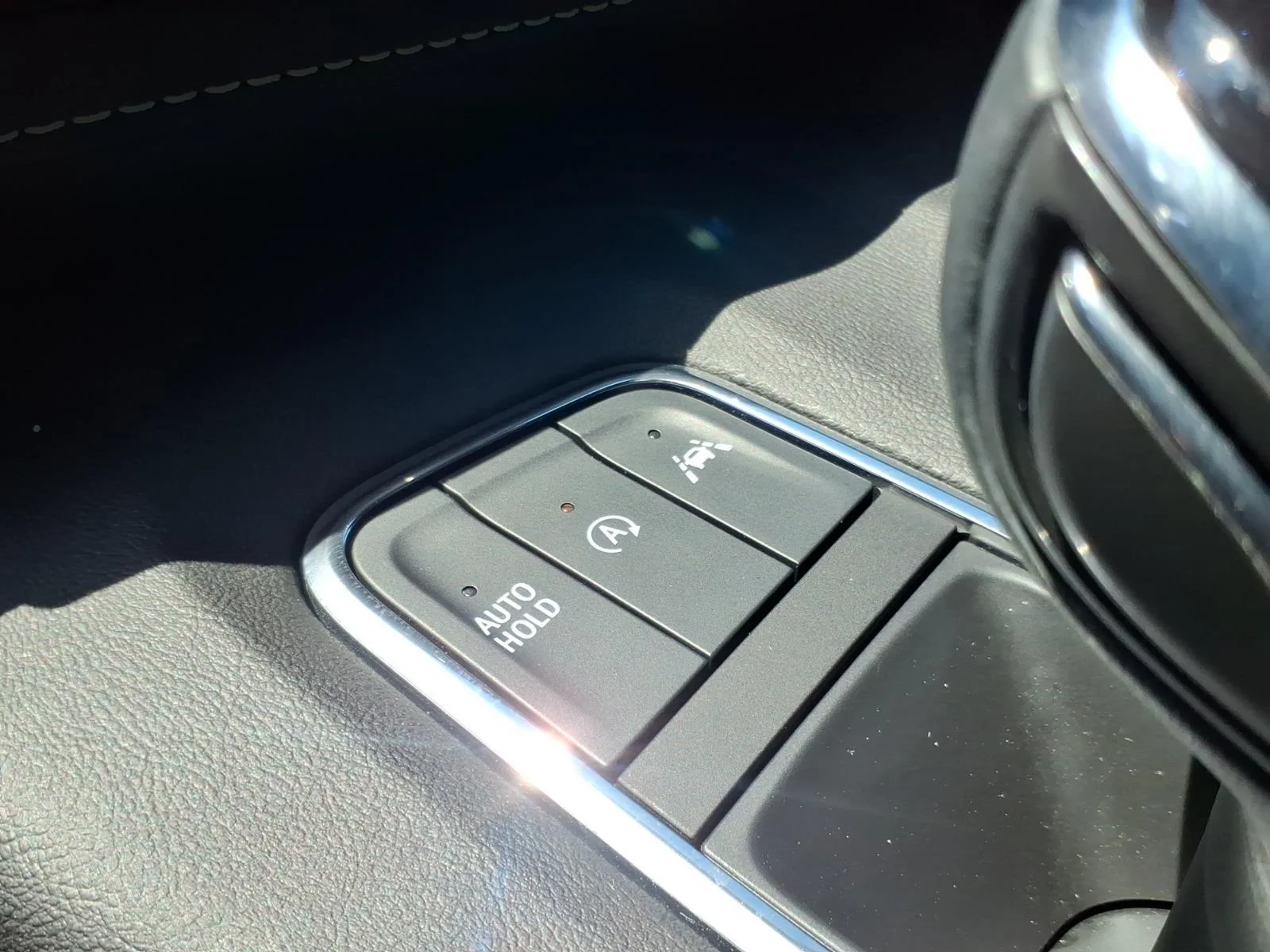 Used 2023 Crystal White Tricoat Cadillac 4WD Sport image 8