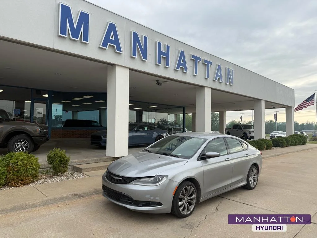 2015 Chrysler 200 S