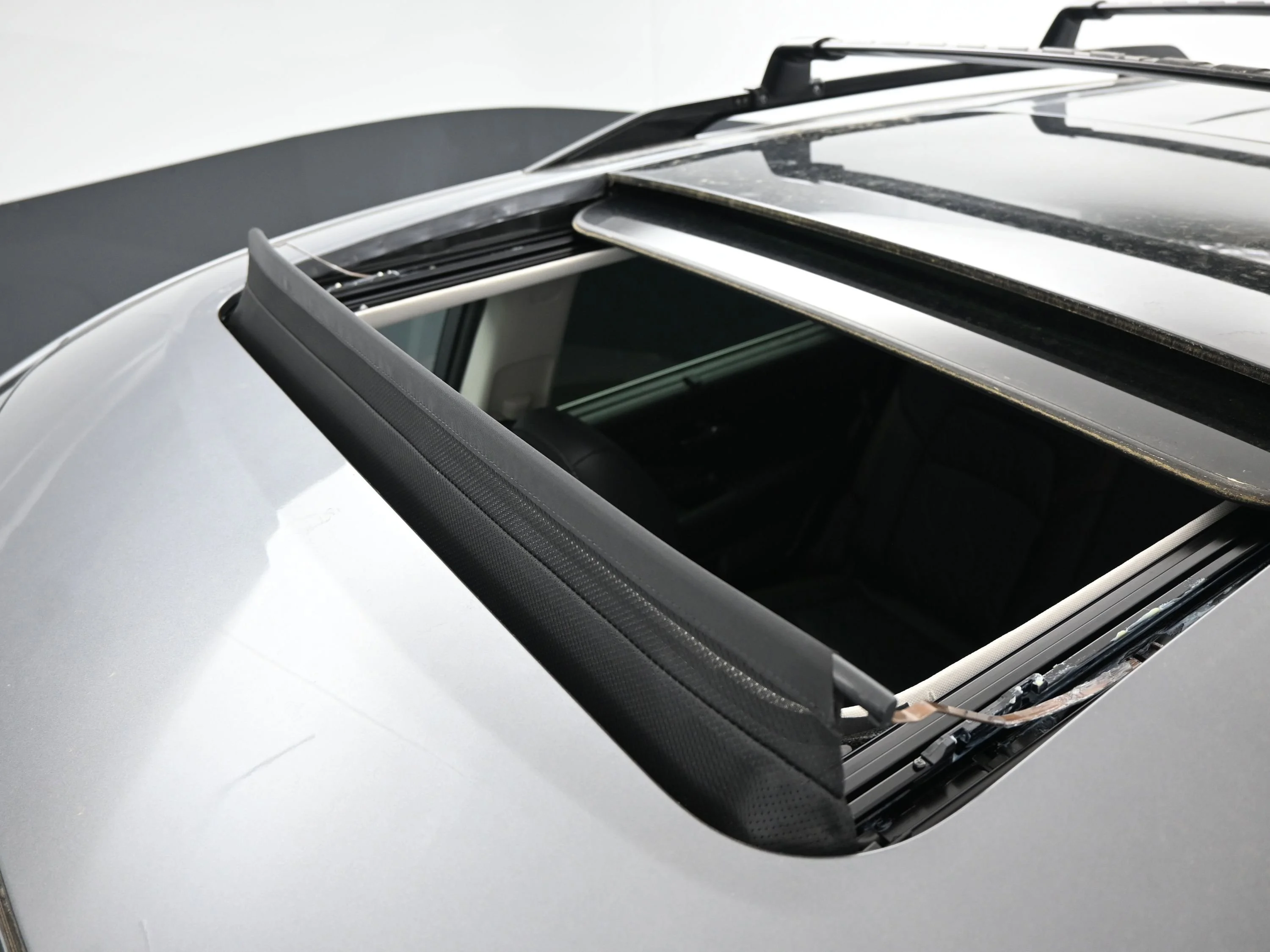 New 2026 Gun Metallic Nissan Platinum image 21