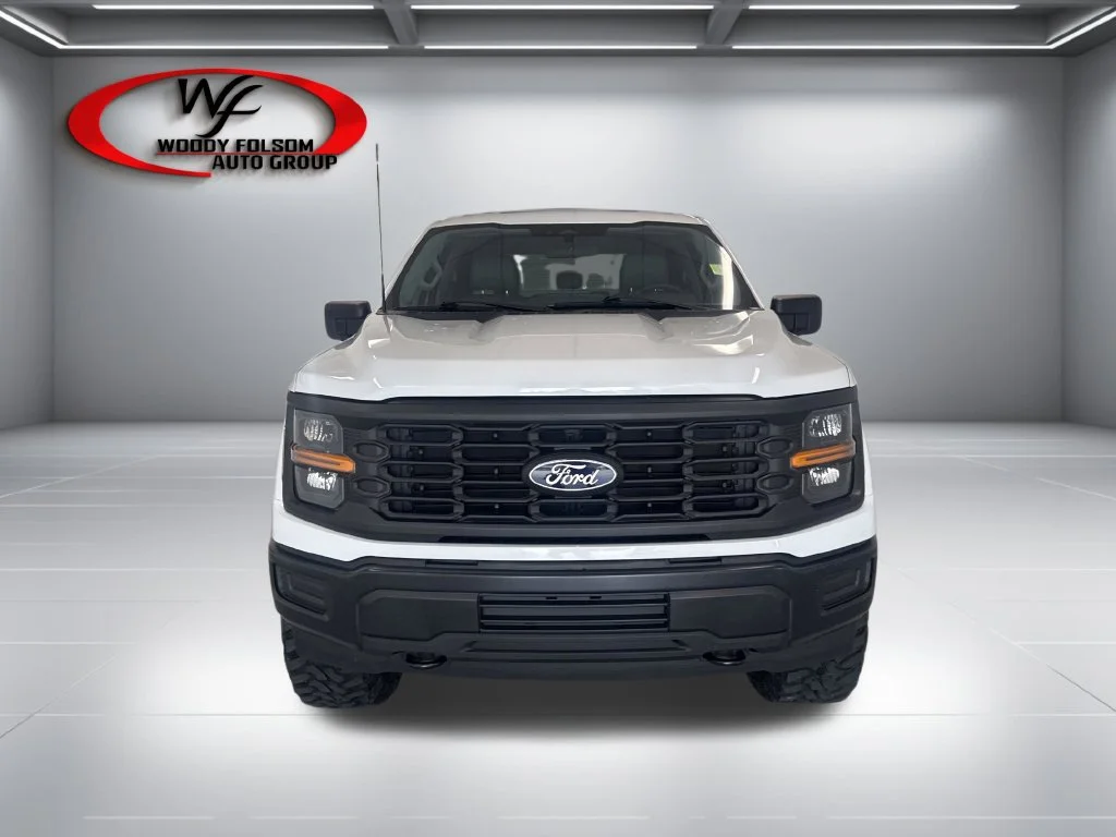 Used 2024 White Ford XL image 2