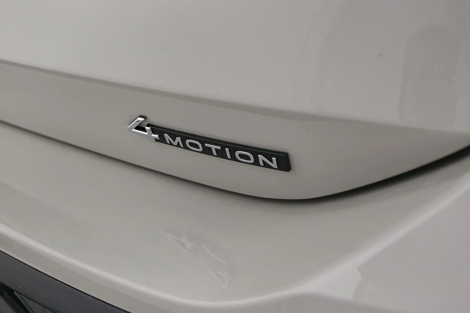New 2026 Sandstone Volkswagen SE R-Line Black image 12