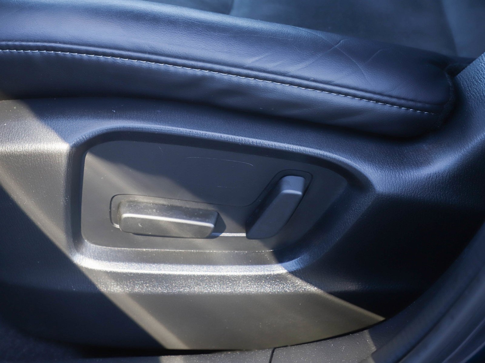 Used 2023 Deep Crystal Blue Mica Mazda 2.5 S Select Package image 23
