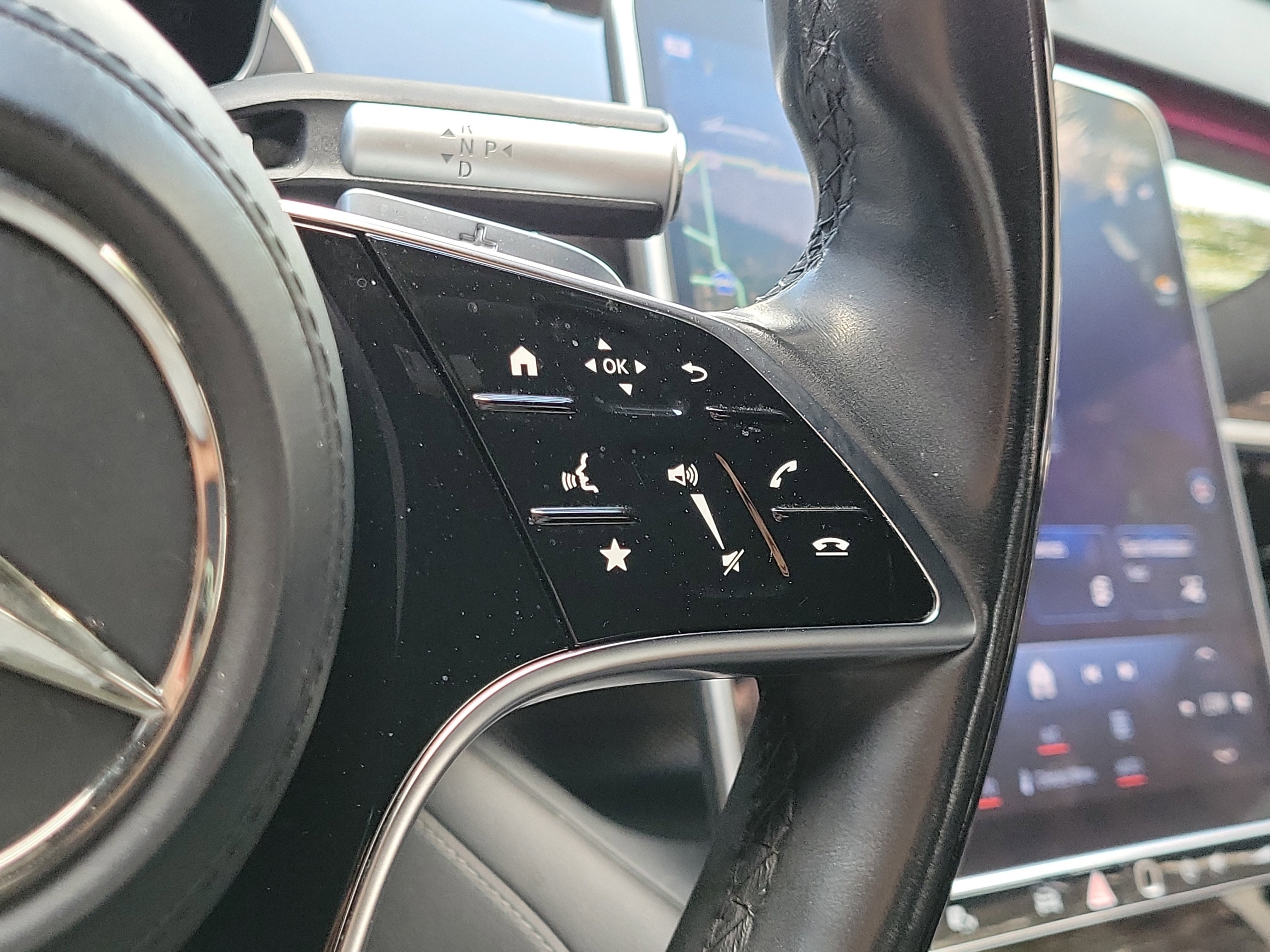 Used 2023 Black Mercedes-Benz S 580 image 28