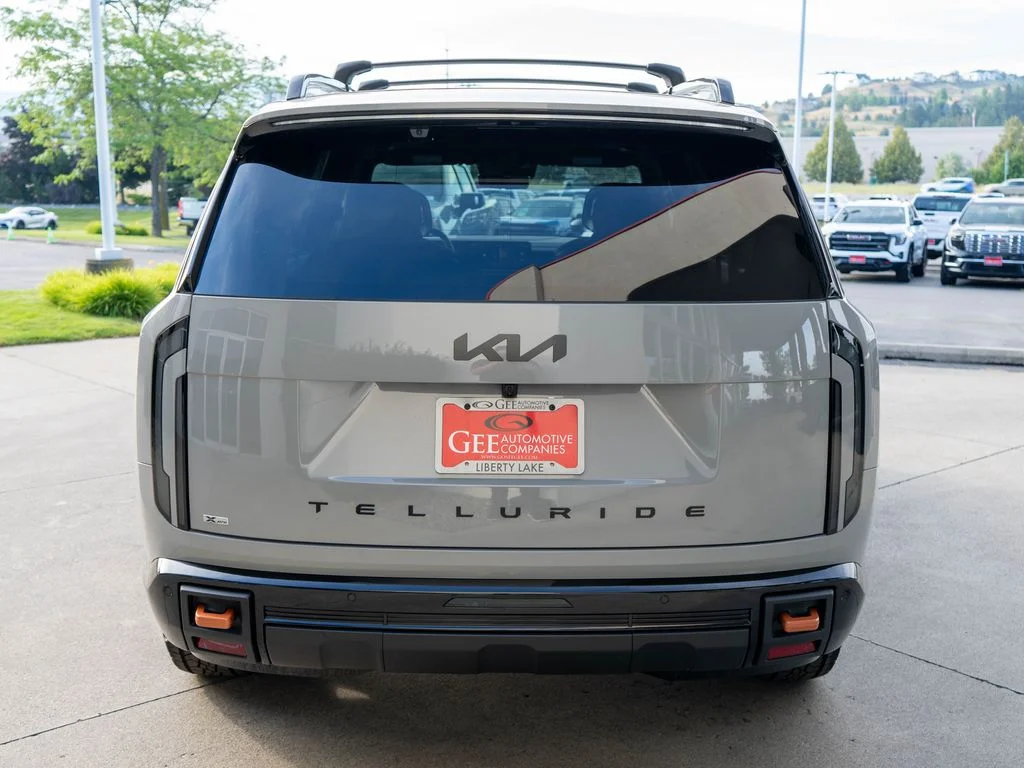 New 2027 Wolf Gray Kia X-Pro SX Prestige image 6