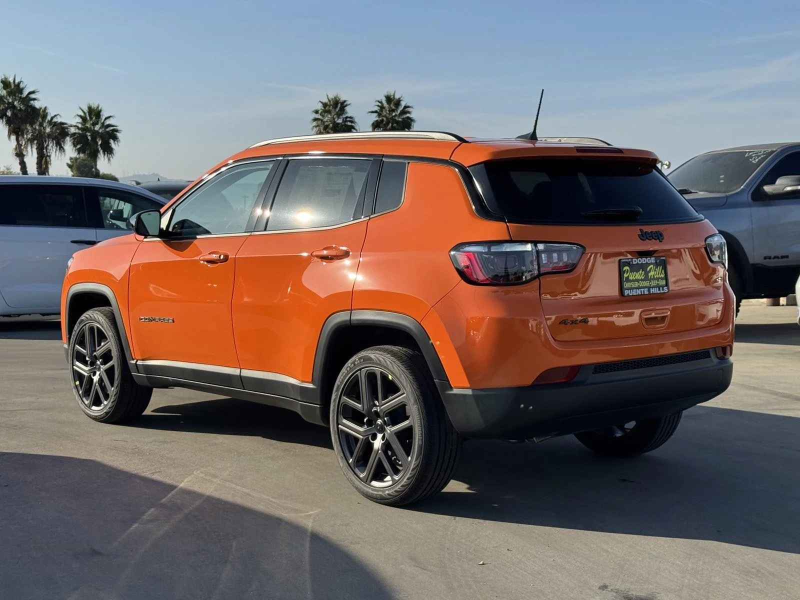 New 2026 Joose (DISC) Jeep Latitude Altitude image 4