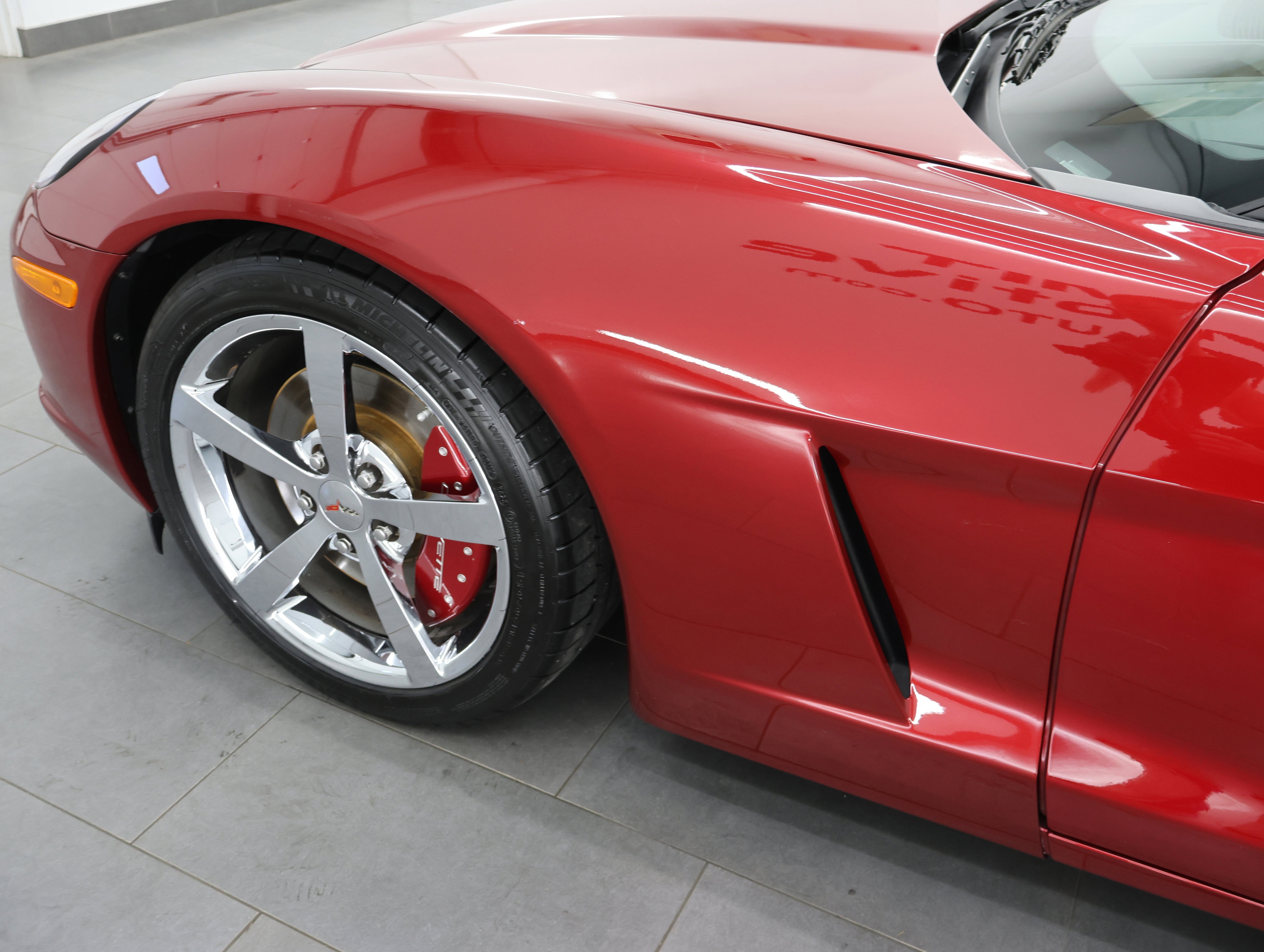 Used 2008 Crystal Red Metallic Tintcoat Chevrolet Convertible: 3LT-POWER TOP CONVERTIBLE-AUTO-HEATED LEATHER-MICHELIN TIRES image 28