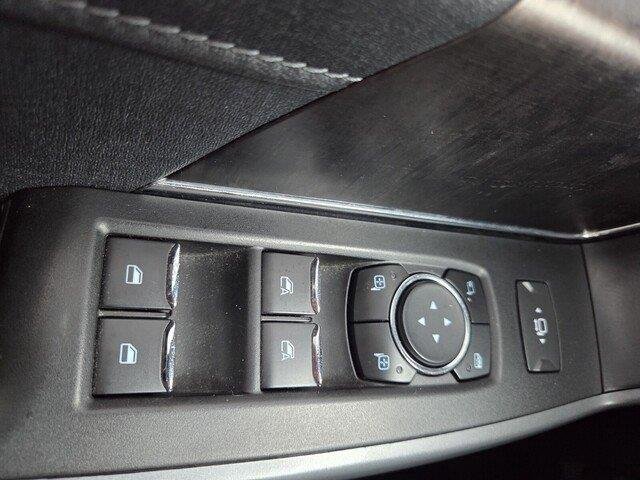 Used 2022 Antimatter Blue Metallic Ford LARIAT image 22