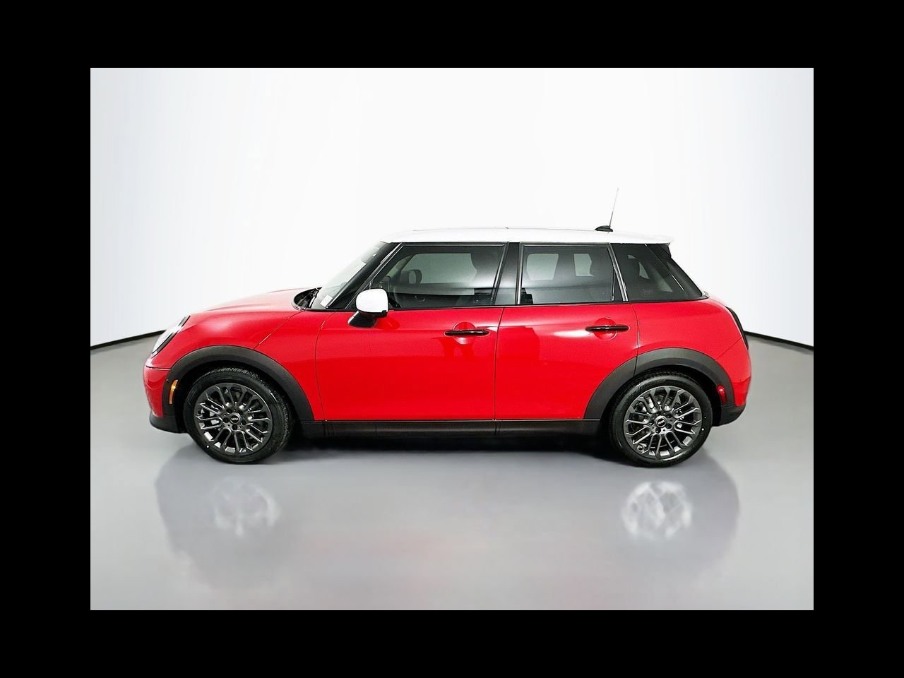 New 2026 Chili Red II MINI ICONIC image 8