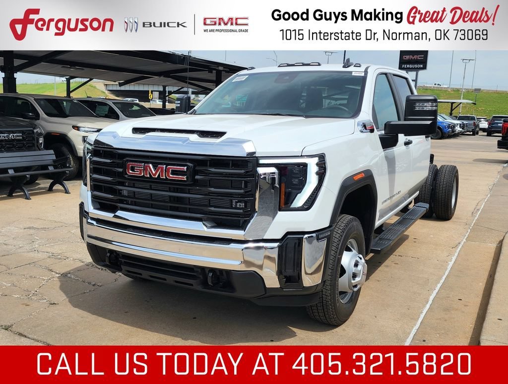 2026 GMC Sierra 3500 Chassis Cab Pro - Photo 7