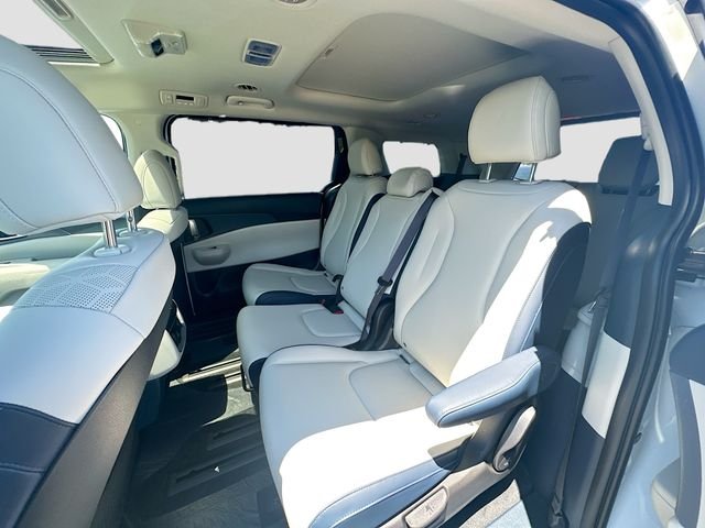 2025 Kia Carnival SX - Photo 25