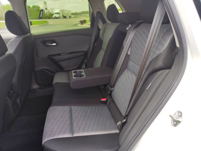 Used 2023 White Nissan SV image 23