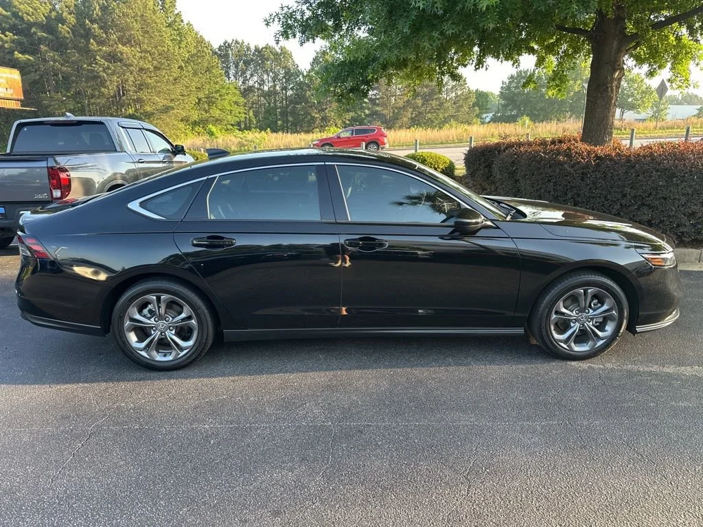2024 Honda Accord EX - Photo 33
