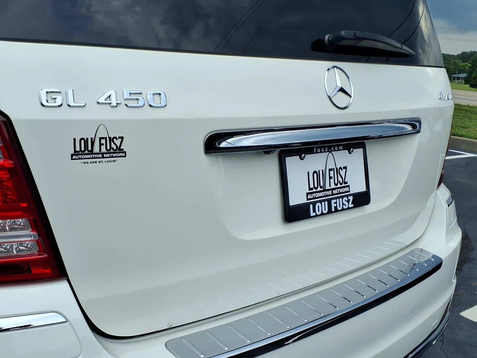Used 2012 Arctic White Mercedes-Benz GL 450 image 32