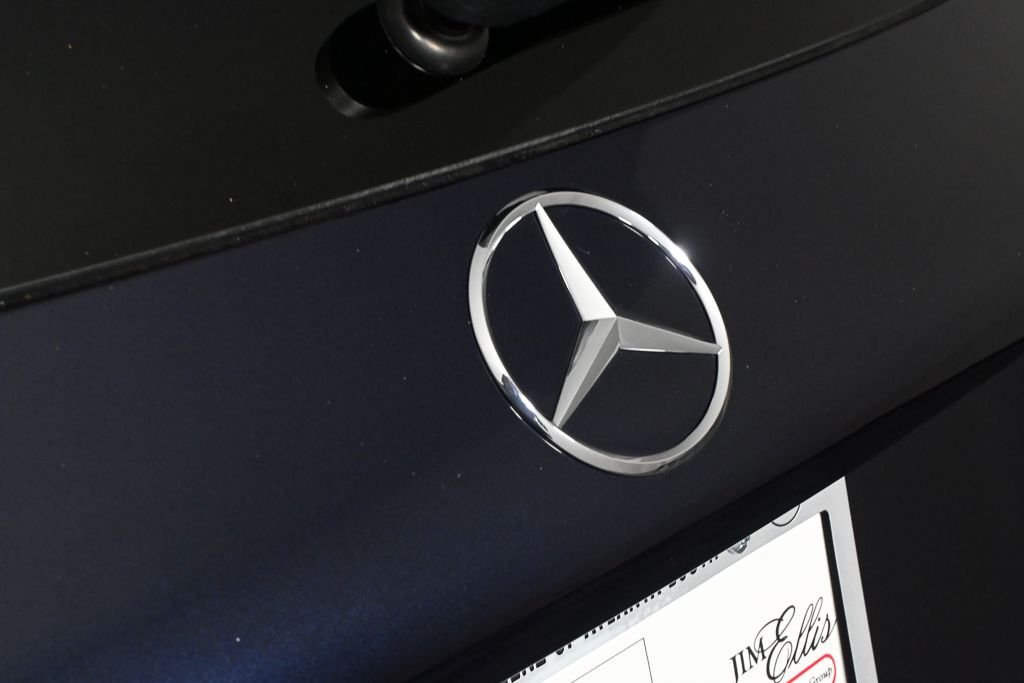 Used 2021 Blue Mercedes-Benz GLC 300 image 28