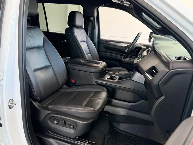Used 2022 White Chevrolet RST image 17