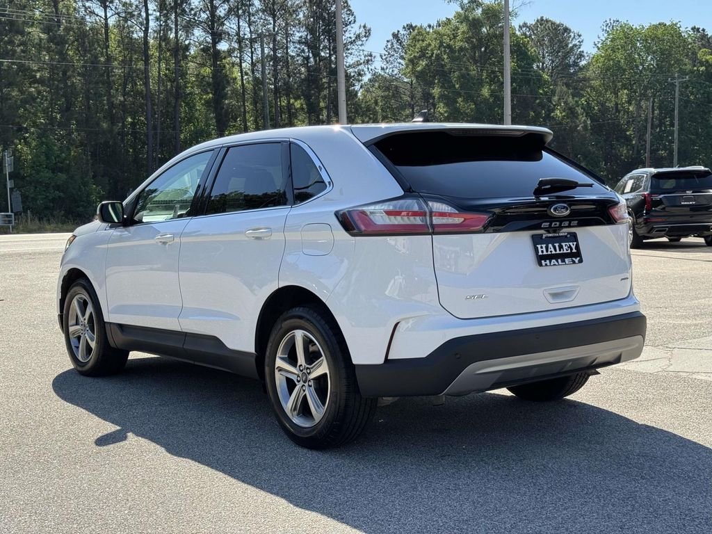 Used 2022 White Ford SEL image 24