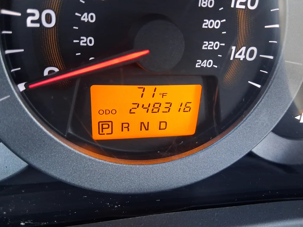 Used 2010 Brown Toyota Limited image 13