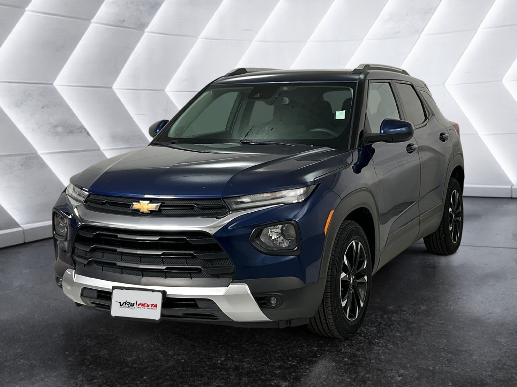 Used 2022 Blue Chevrolet LT image 3