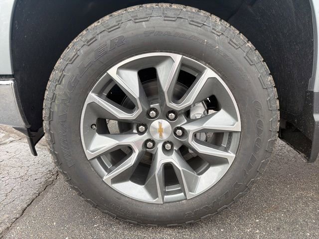 2026 Chevrolet Silverado 1500 LT - Photo 9