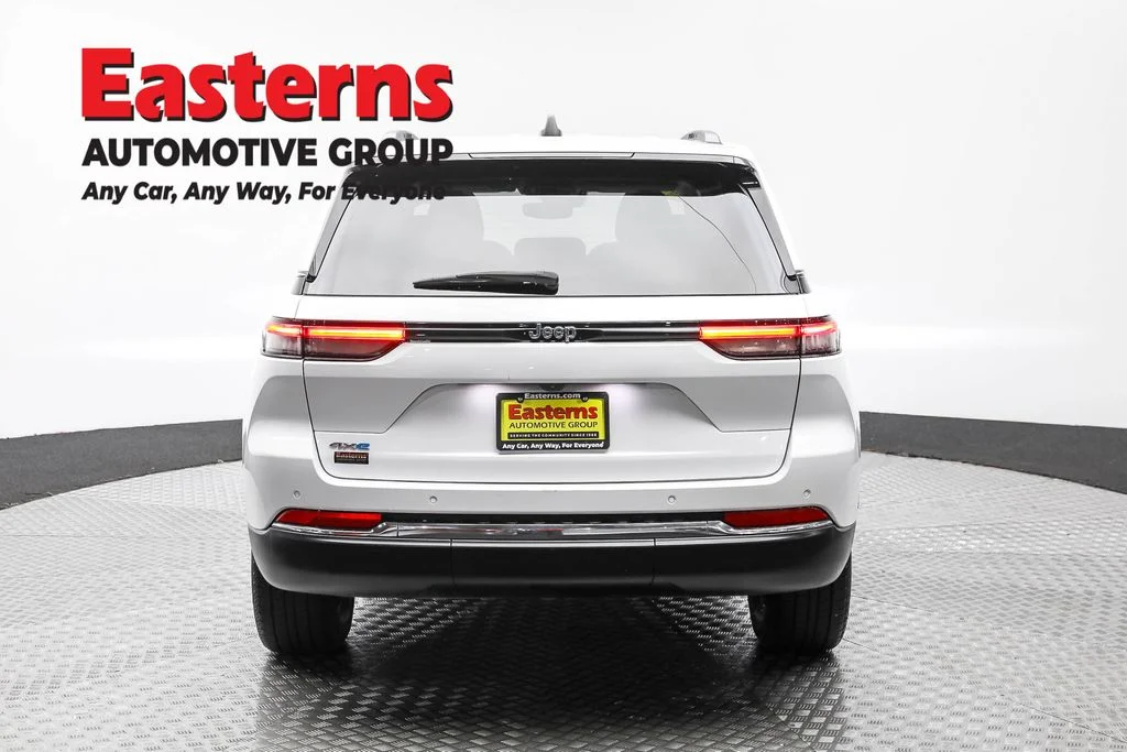 Used 2023 White Jeep 4xe image 6
