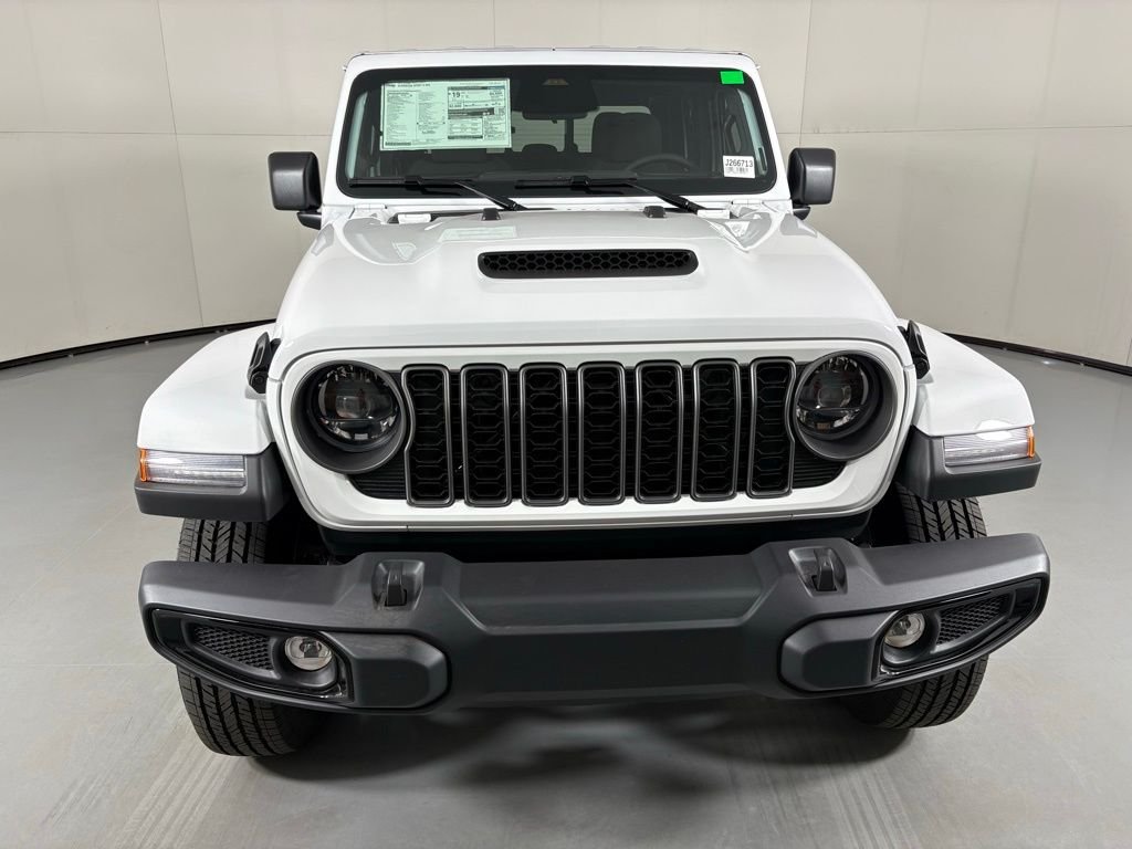 New 2026 Bright White Clear-Coat Exterior Paint Jeep Sport S image 3