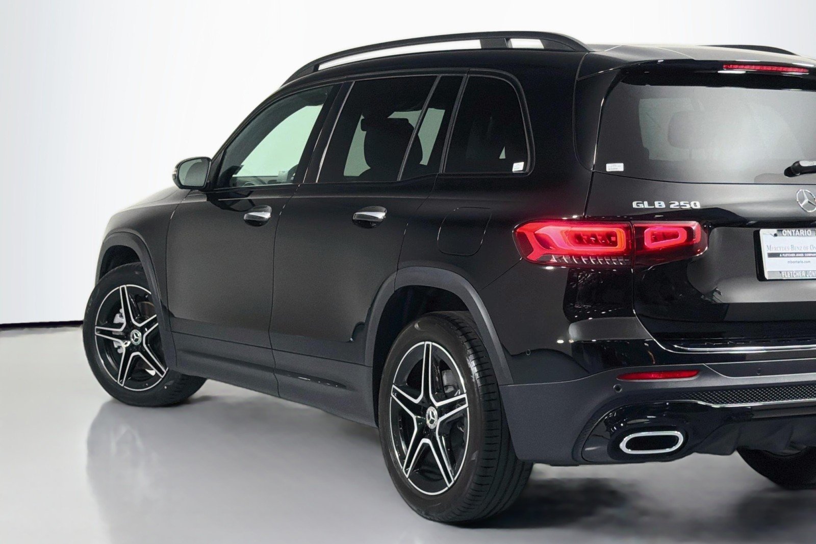 Used 2023 Night Black Mercedes-Benz 250 image 14