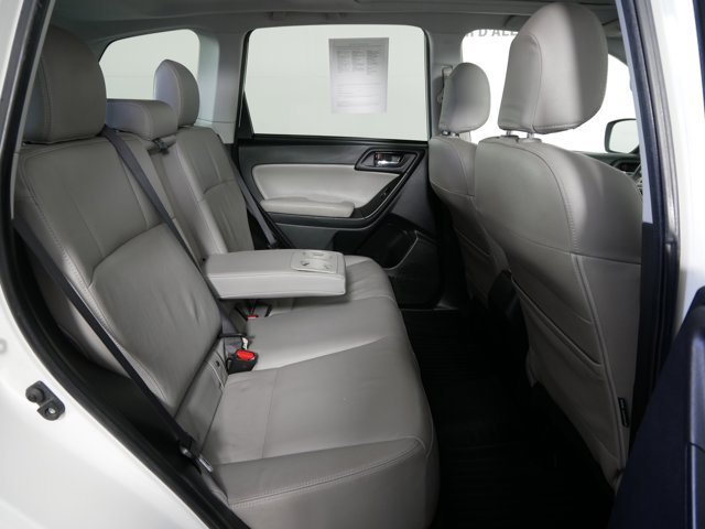 Used 2015 Satin White Pearl Subaru Limited image 16