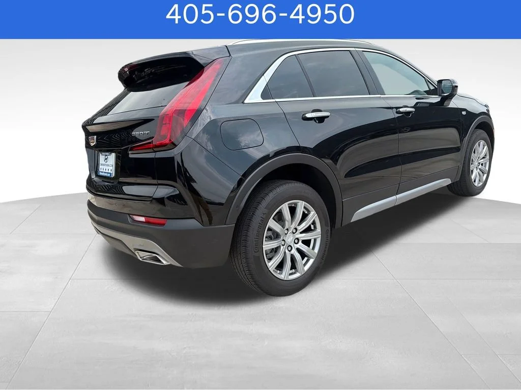 Pre-Owned 2023 Cadillac XT4 FWD Premium Luxury