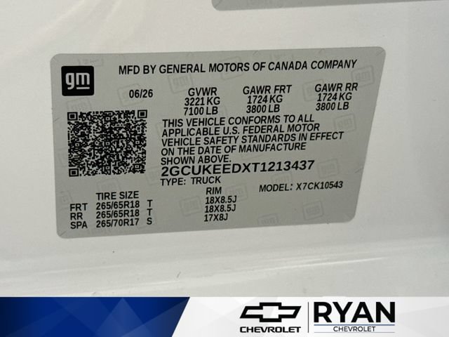 New 2026 Summit White Chevrolet RST image 33