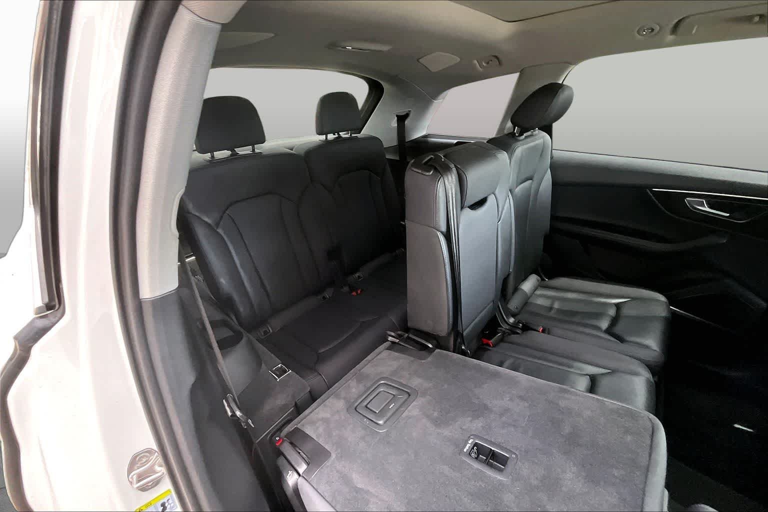 Used 2023 Carrara White Audi Premium Plus image 37