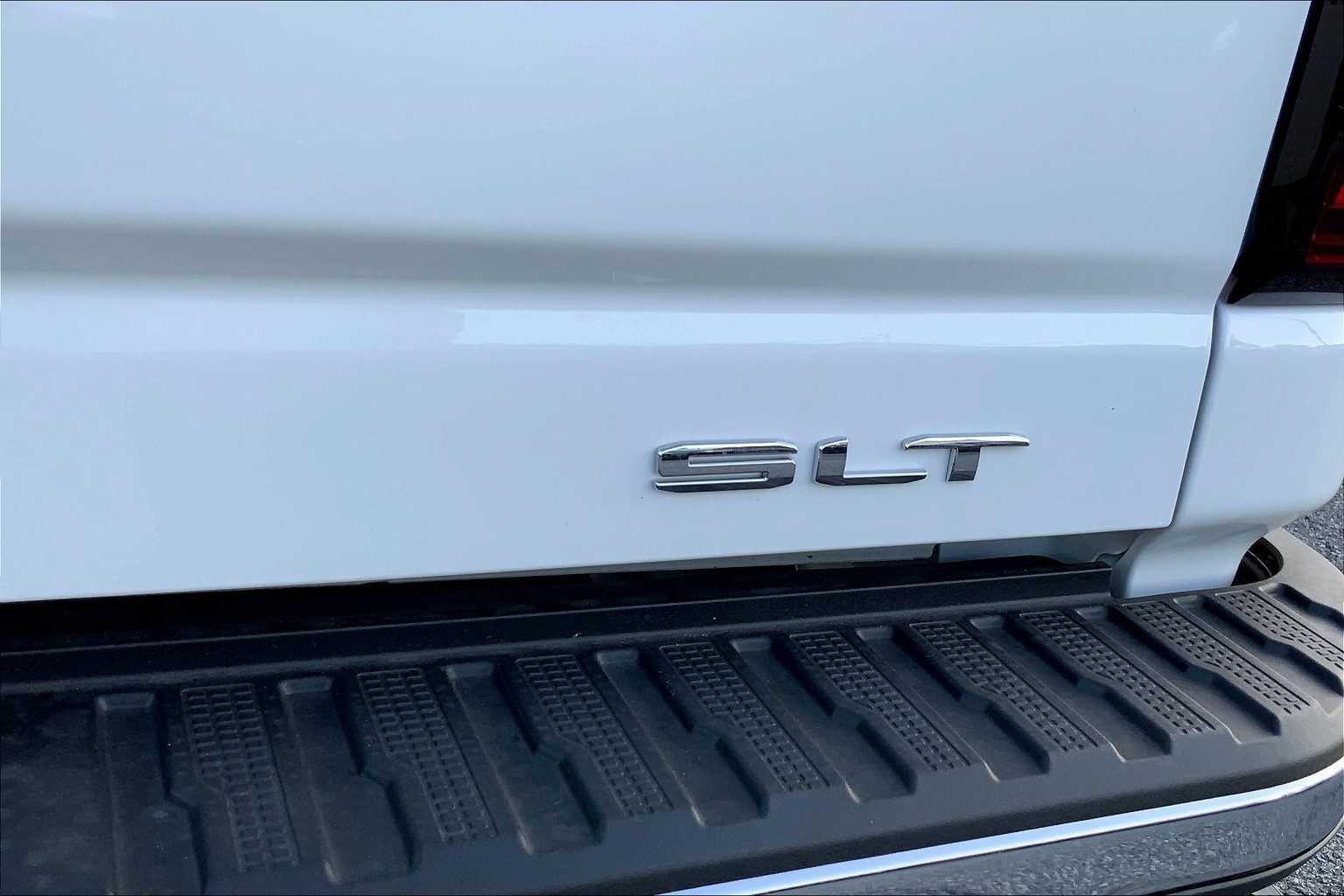 2025 GMC Sierra 2500HD SLT - Photo 15