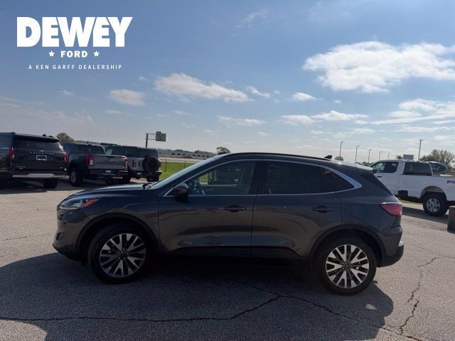 Used 2020 Magnetic Ford Titanium image 4
