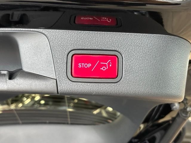Used 2026 Black Mercedes-Benz GLB 250 image 34