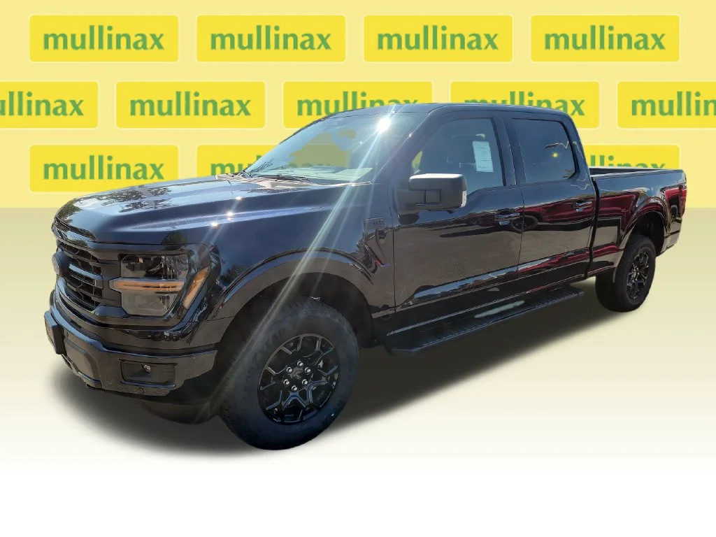 New 2026 Blue Ford XLT image 10
