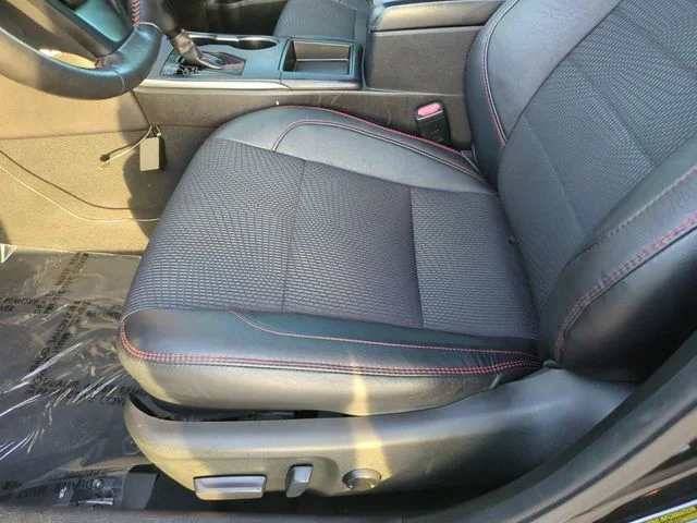 Used 2016 Black Toyota SE image 17