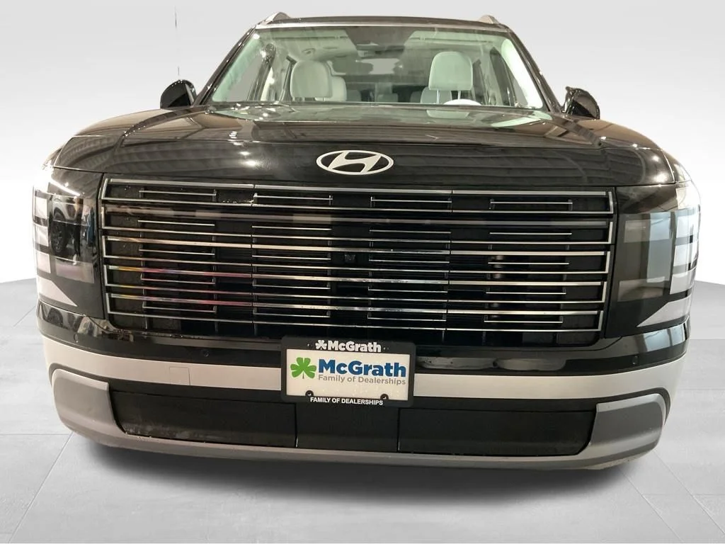 New 2026 Black Hyundai SEL Premium image 9