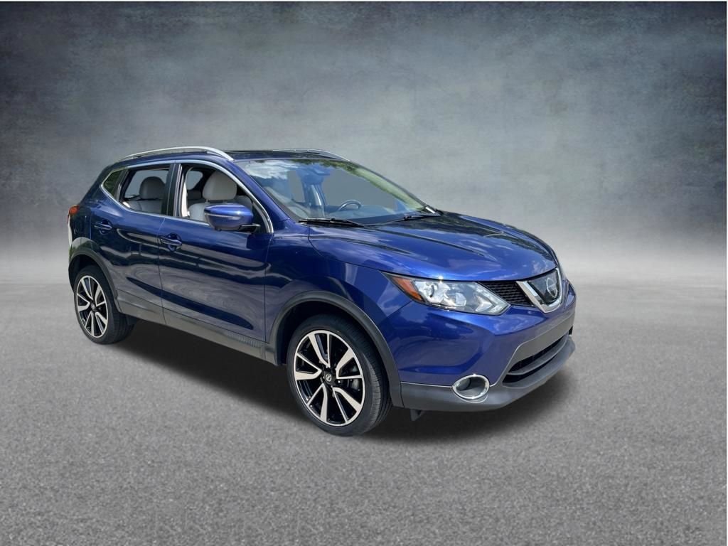 Used 2019 Blue Nissan SL image 10