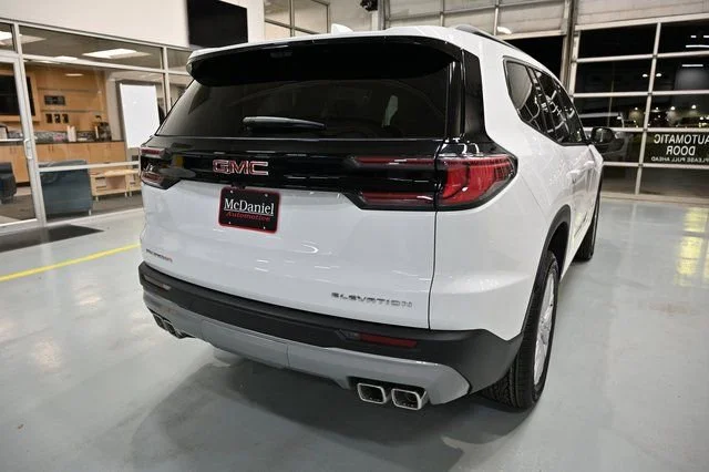 2026 GMC Acadia Elevation - Photo 6