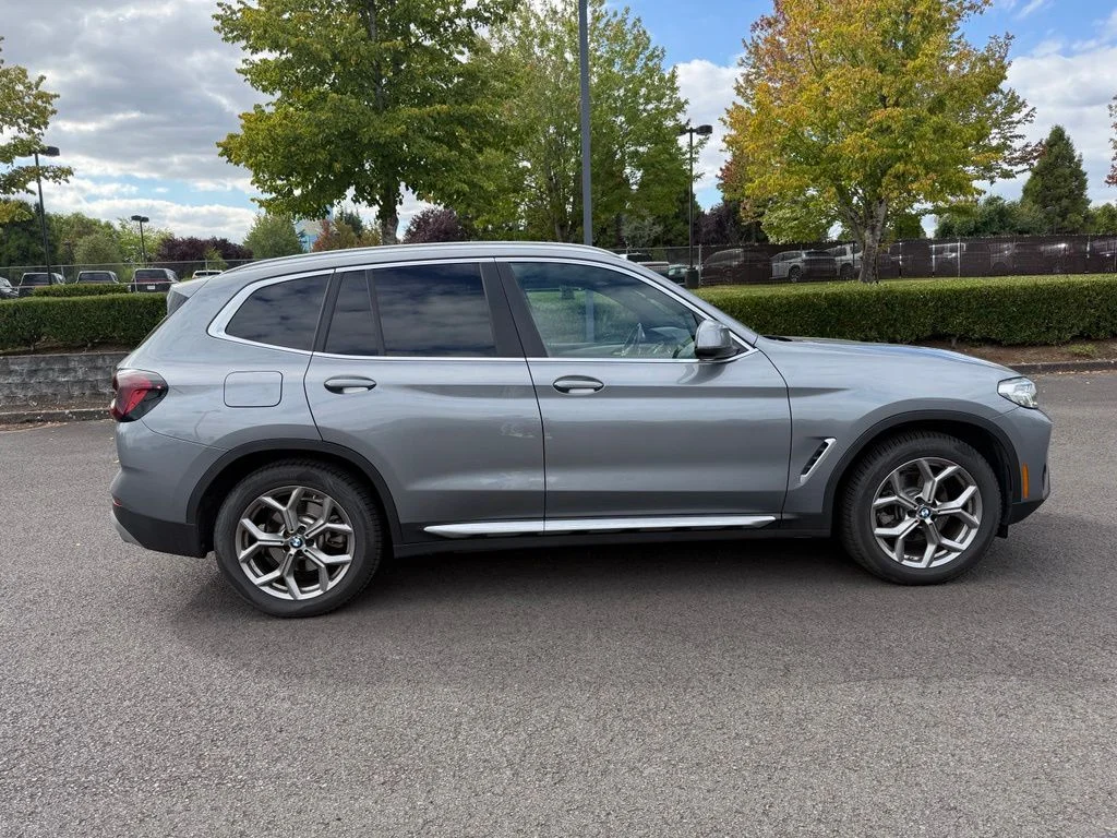 Used 2023 Skyscraper Gray Metallic BMW xDrive30i image 8