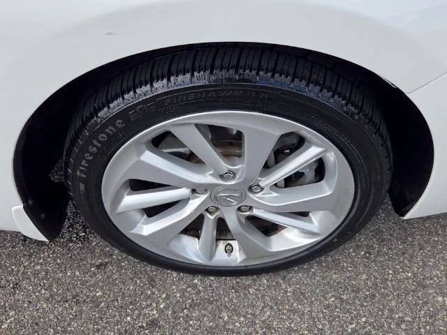 Used 2018  Acura 2.4L image 20