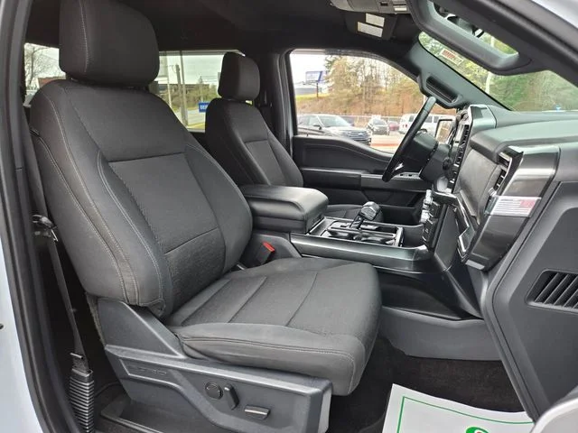 Used 2022 White Ford XLT image 22
