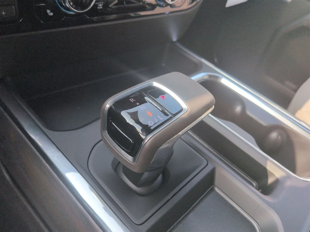 New 2026 Sterling Metallic GMC SLT image 40