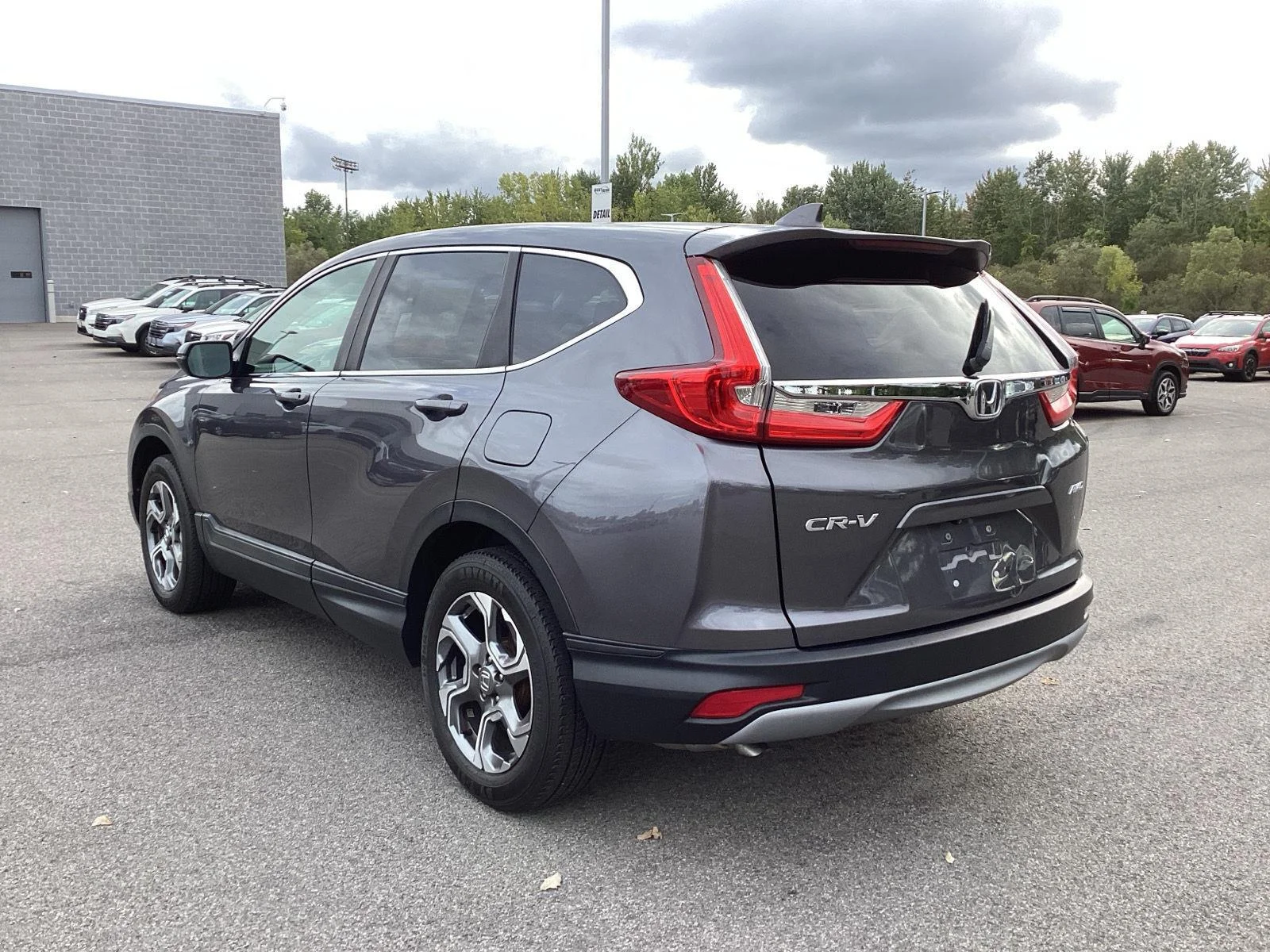 Used 2019 Modern Steel Metallic Honda EX image 5