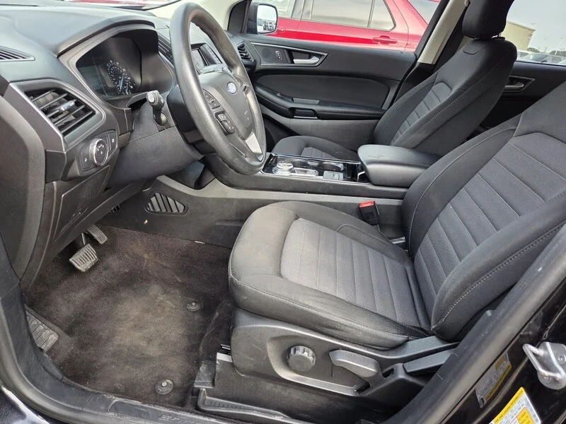 Used 2019 BLACK FORD SE FWD image 6