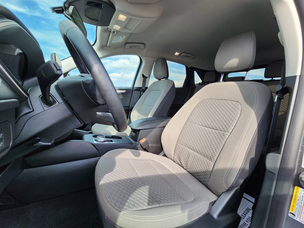 Used 2022 Carbonized Gray Metallic Ford SE image 7