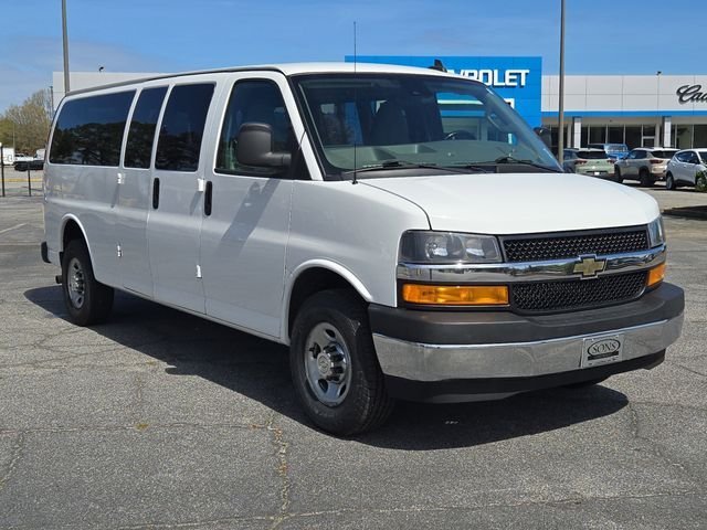 Used 2021 White Chevrolet LT image 4