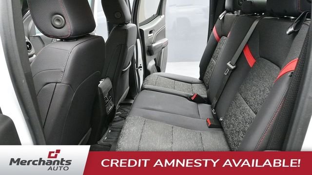 Used 2025 White Chevrolet Z71 image 16